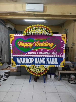 Papan Bunga di Lubangsampang Butuh